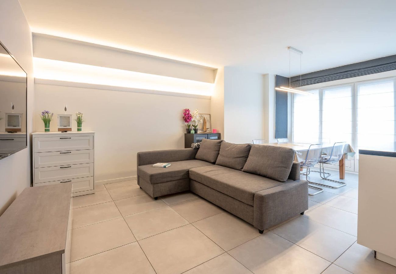 Apartment in Oostende - Wapenplein 9 03.04
