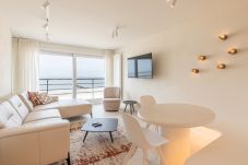 Apartment in Heist-aan-Zee - Zeedijk-Duinbergen 402